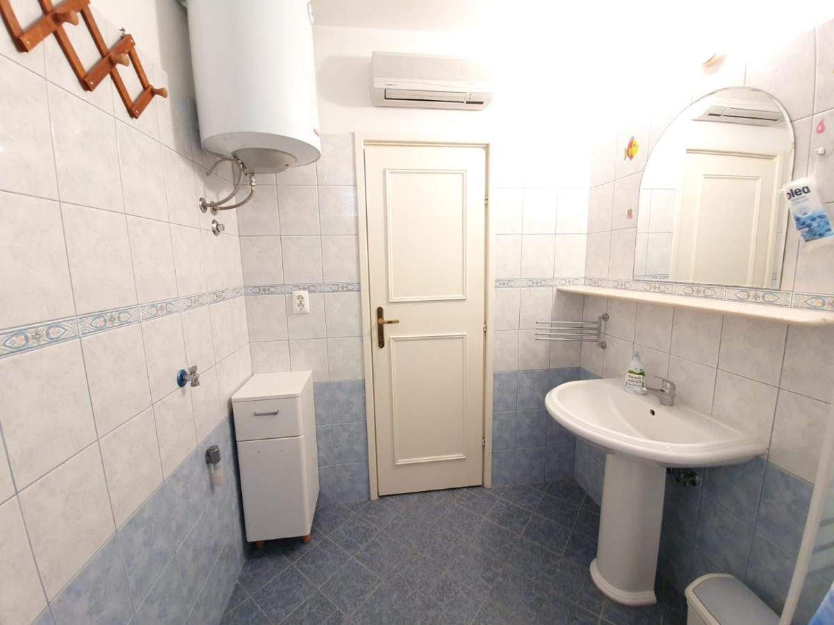 Apartament Dabar *